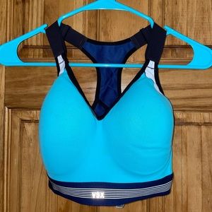 Victoria’s Secret Sports Bra - 32 DDD
